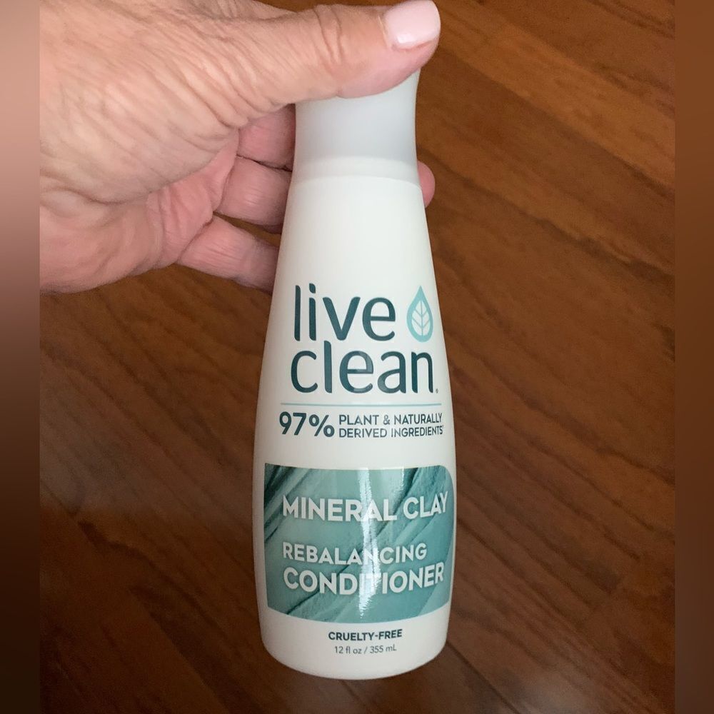 Live Clean BUNDLE of FOUR mineral clay rebalancing conditioner